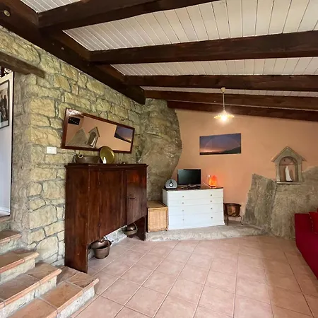 Casa Gra - Stunning Stonehouse With Garden Dom wakacyjny Toano